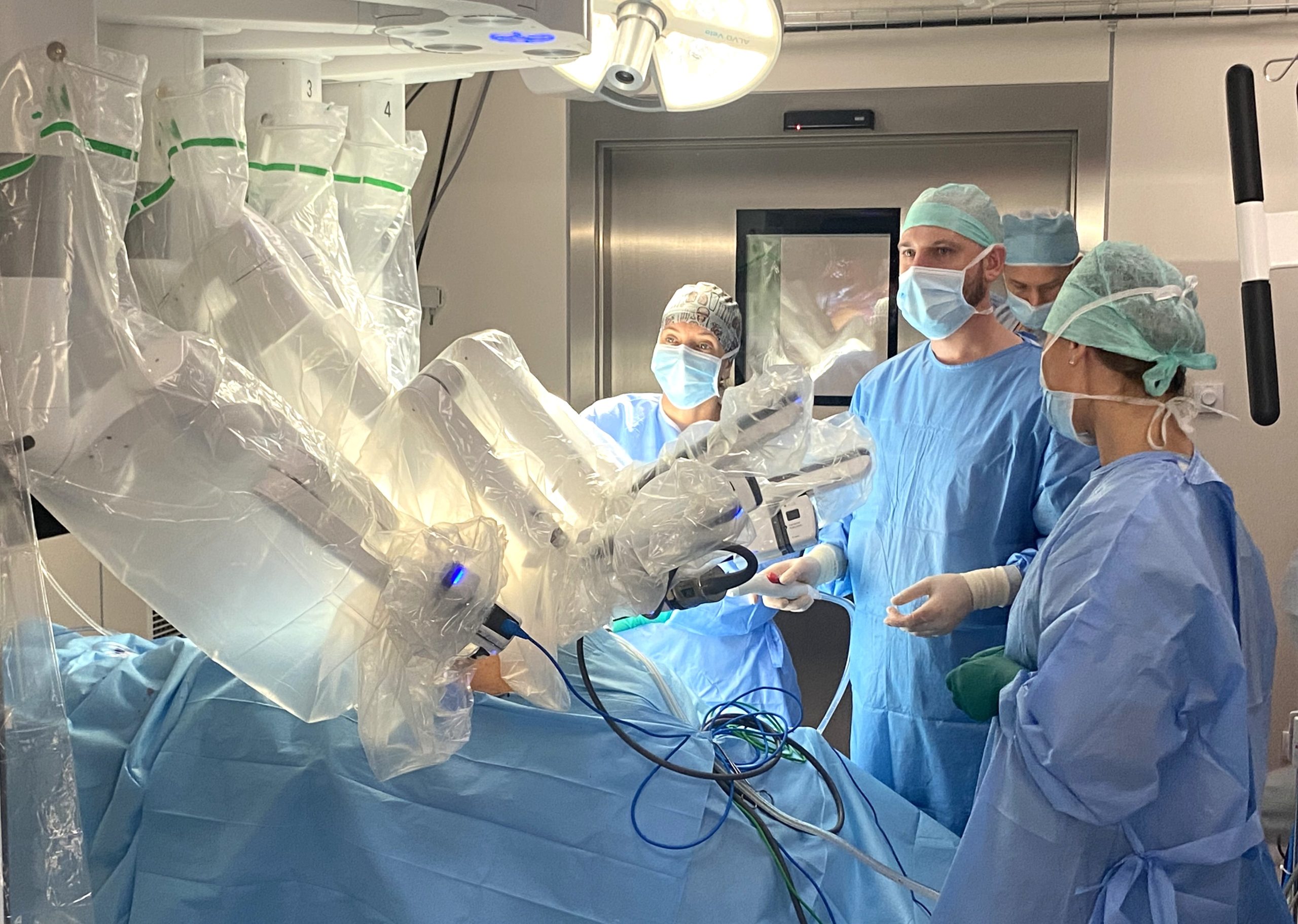 2nd Robotic Urology Workshop at the Oncology Center – 18 Surgeries and Over 40 Experts